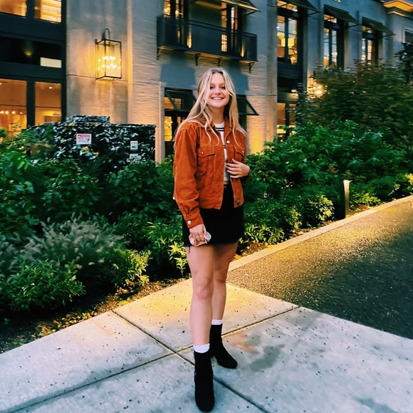 Meet your Posher, Victoria - Picture 4 of 6